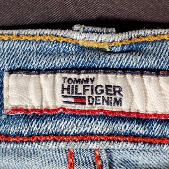 Tommy Hilfiger Distressed Jeans - Picture 3 of 5
